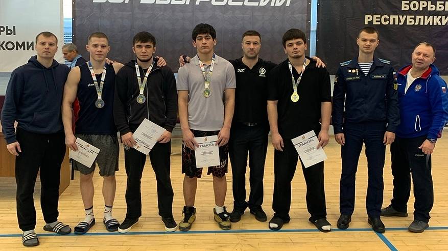 Главная картинка новости: В Сыктывкаре вольники выявили сильнейших на чемпионате Коми