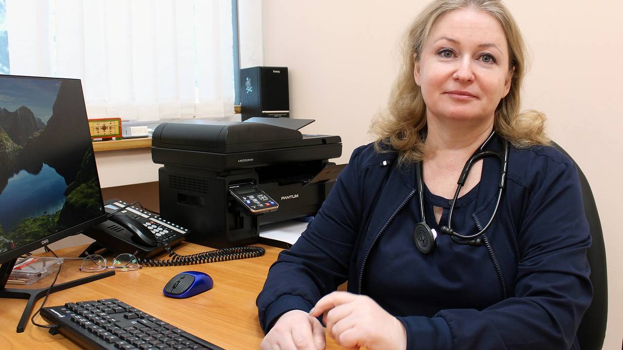 Главная картинка новости: Медики Коми предупреждают об опасностях купаний на Крещение для некоторых