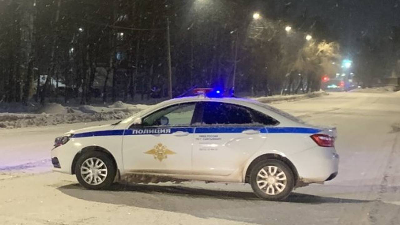 Главная картинка новости: В Заполярье Коми инспекторы прервали поездку 16-летнего водителя