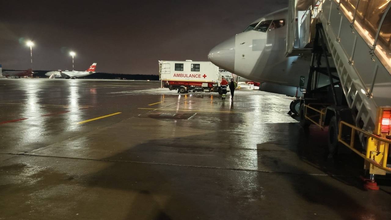 Главная картинка новости: Врач и массажист "Новой генерации" из Сыктывкара предотвратили трагедию на борту авиалайнера