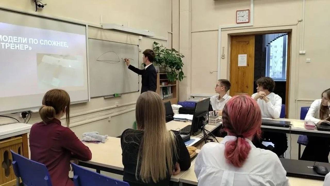 Главная картинка новости: Лицей Сыктывкара покорил всероссийский конкурс и получит новое оборудование