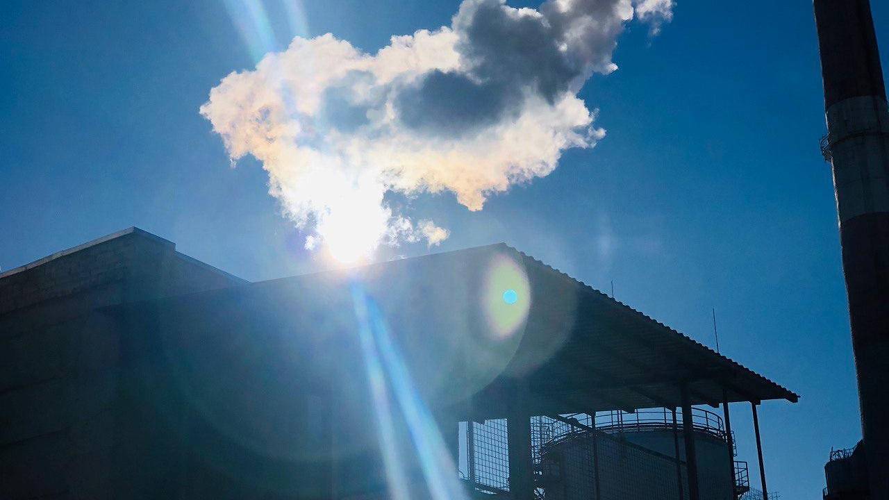 Главная картинка новости: Минприроды Коми проводит проверки в Чове после жалоб на загрязнение воздуха