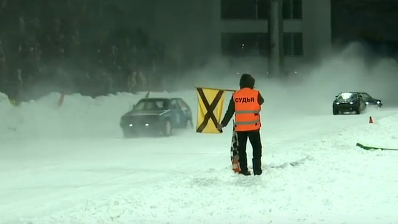 Главная картинка новости: Сыктывкарские гонщики стали лучшими на 2-ом этапе Кубка "СуперШип"