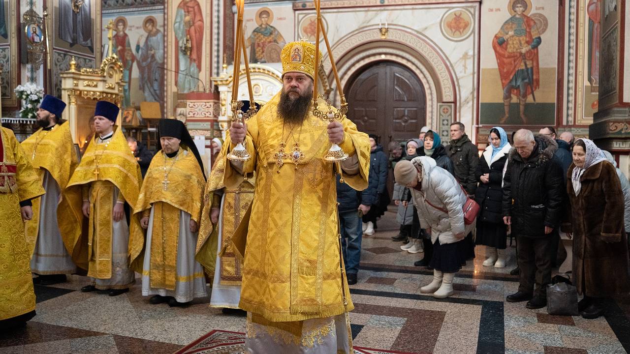 Главная картинка новости: В столице Коми совершили торжественное богослужение в честь святой Татианы