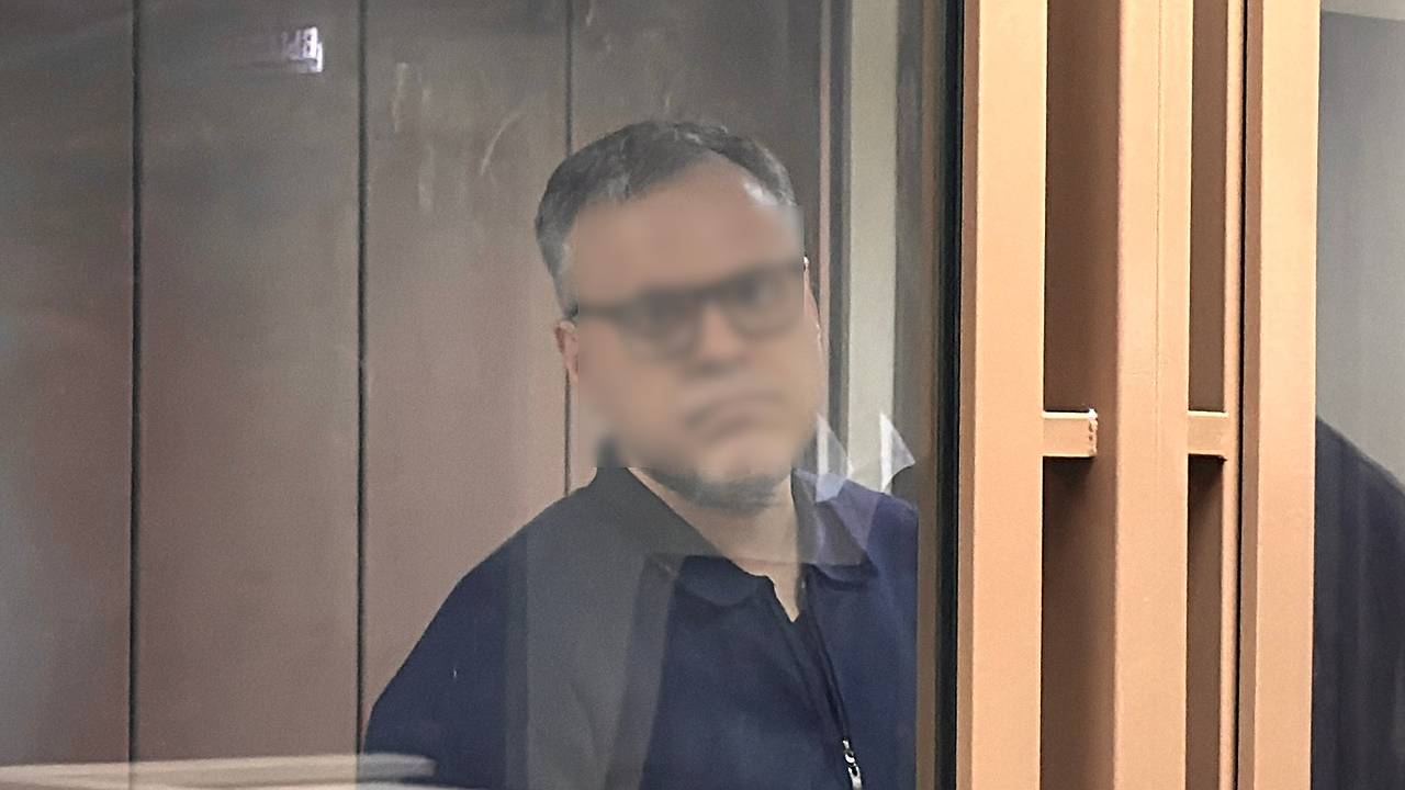 Главная картинка новости: В Коми помощника депутата Госсовета арестовали по обвинению в коррупции