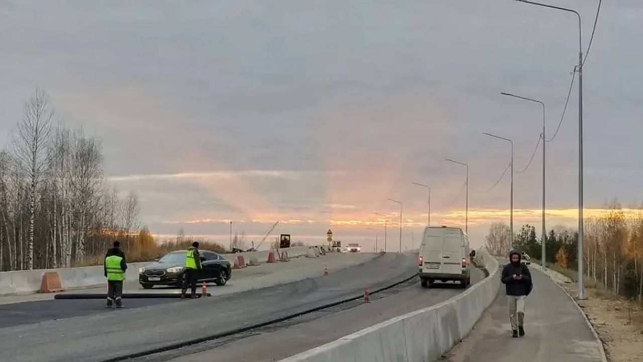 Главная картинка новости: 5 участков дорог Сыктывкара ждёт масштабное преобразование