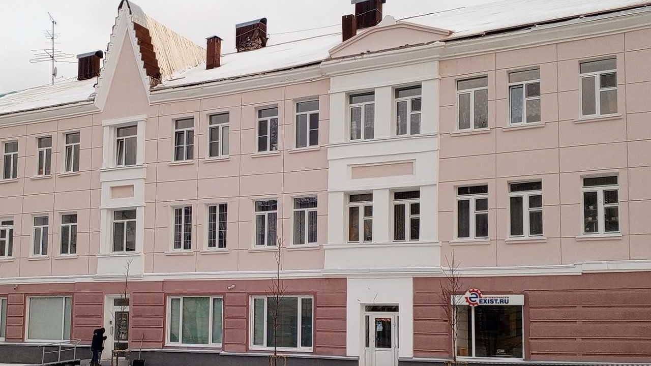 Главная картинка новости: Программа капремонта охватит более 300 жилых домов в Коми в текущем году