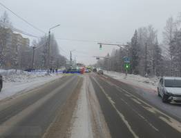 В Сыктывкаре два Renault столкнулись на перекрестке по вине начинающего водителя