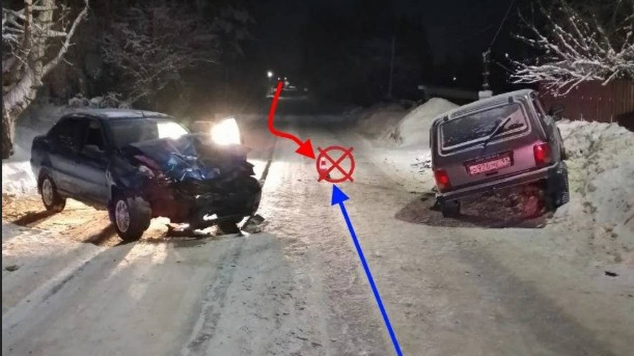 Главная картинка новости: В Коми на встречке врезались Fiat и ВАЗ