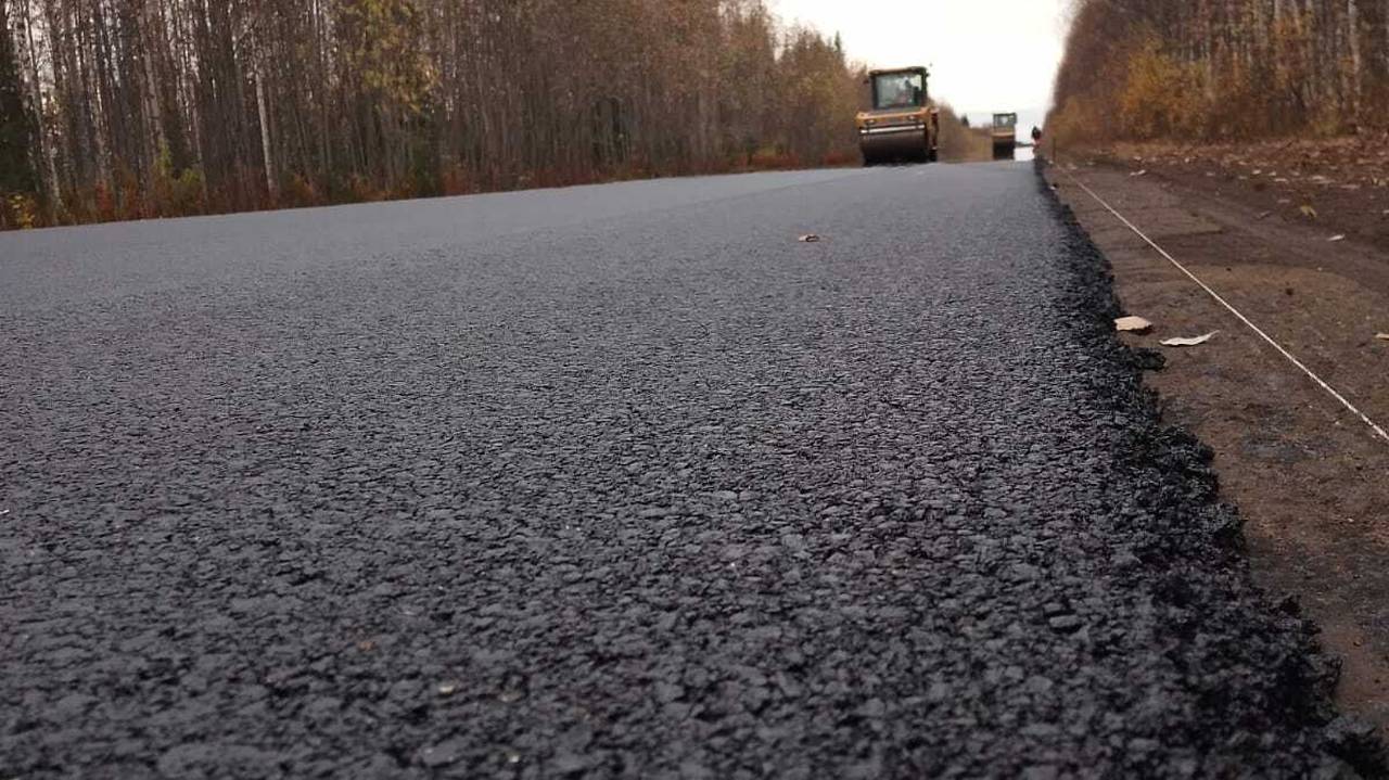 Главная картинка новости: Минстрой Коми утвердил программу реконструкции дорог и мостов на новый сезон