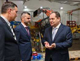 Ремонт, качество и экономия: глава Коми поставил задачи перед дорожниками Сыктывкара