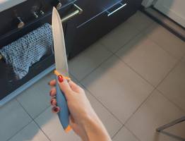 В Коми пенсионерка порезала соседку, пришедшую предложить помощь