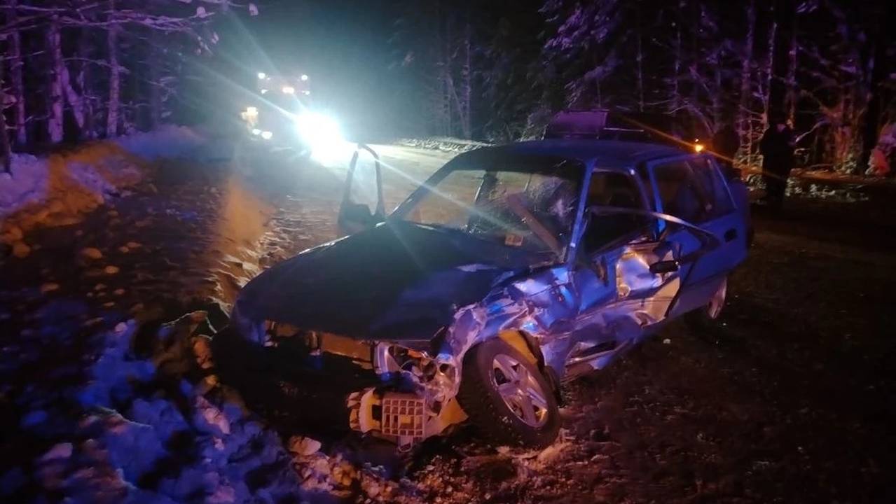 Главная картинка новости: В Коми выезд на встречку отправил водителя Daewoo на больничную койку