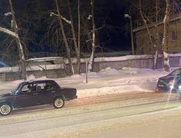 В Сыктывкаре Chevrolet "догнал" ВАЗ: пострадали дети