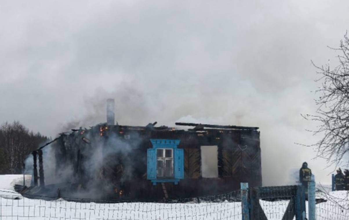 В Коми за 2026 год в 17 пожарах погибли 11 и травмировались 8 человек